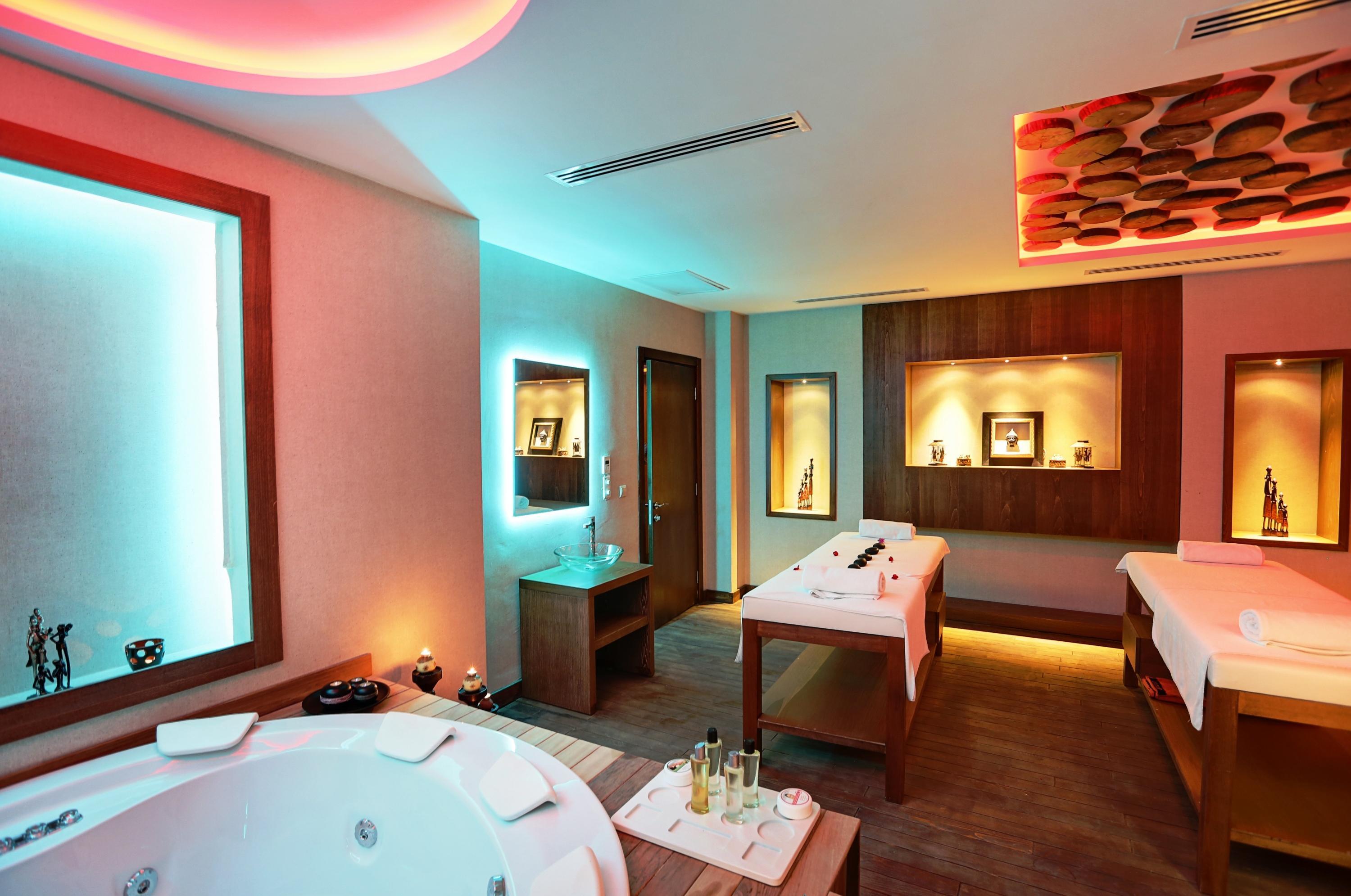 Suhan360 Hotel&Spa Kuşadası Buitenkant foto
